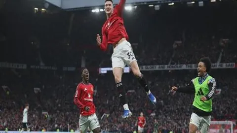 [NBA]父子战场首战辉煌，胜利开启历史新篇章